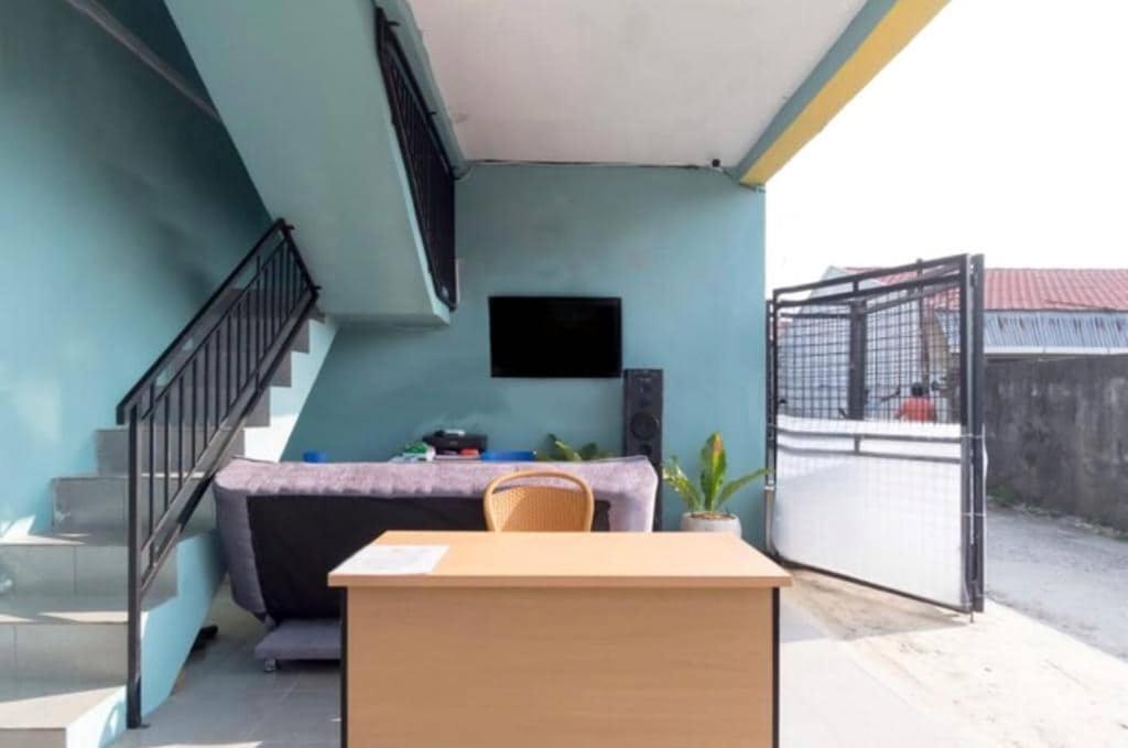 Hotel Spot On 92839 Nany Asoka Syariah Near Anyong Cafe